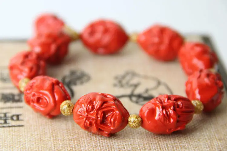 Восемнадцать аршапок резьба Cinnabar Bead буддизм браслет-амулет | Украшения и