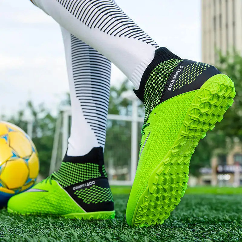 High Top Flat Football Shoes Men Indoor Turf Football Kid Training Lace up Sock Boots Soccer Sneakers zapatos de futbol cesped