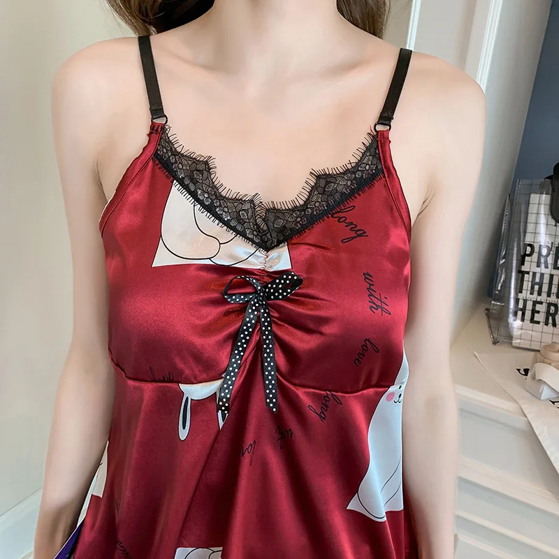 

Bunny Pajamas Women's Summer Ice Sexy Lace Band Chest Pad Set Suspender Shorts Artificial Silk Homewear
