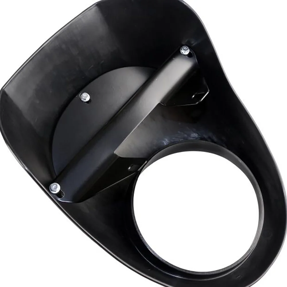 Черная маска - обтекатель для фар с аппаратным передним летящим экраном