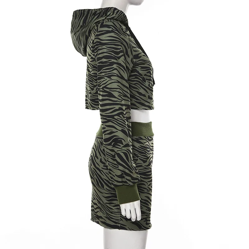 Женский комплект из двух предметов с юбкой укороченный топ принтом зебры