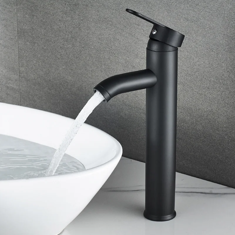 Однорычажный смеситель для ванной комнаты холодной и горячей воды раковины