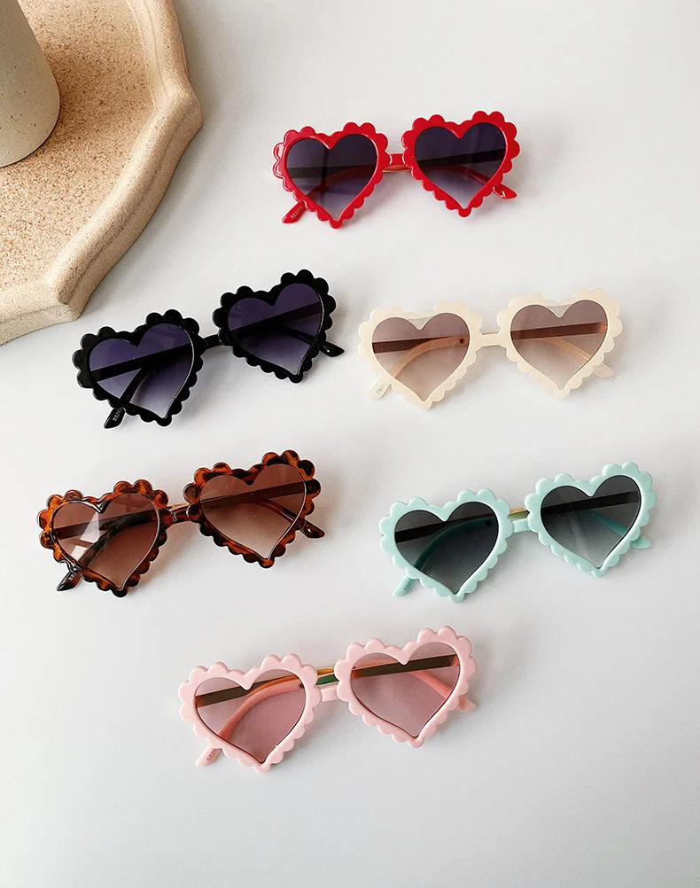 

New Infant Boys Girls Sunglasses Solid Love Pattern Sunglasses Sun Glasses Kid Eyeglasses Beach Eyewear 6 Colors