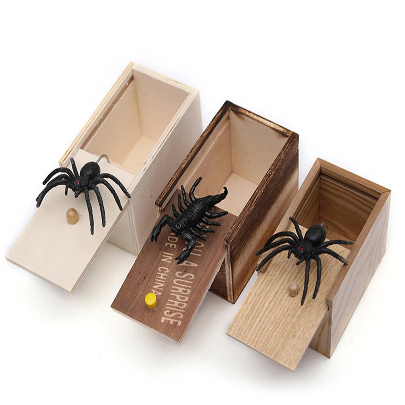

New Prank Spider Scare Box Toys Hidden in Case Funny Prank-Wooden Scarebox Interesting Play Trick Joke Toys April Fools' Day