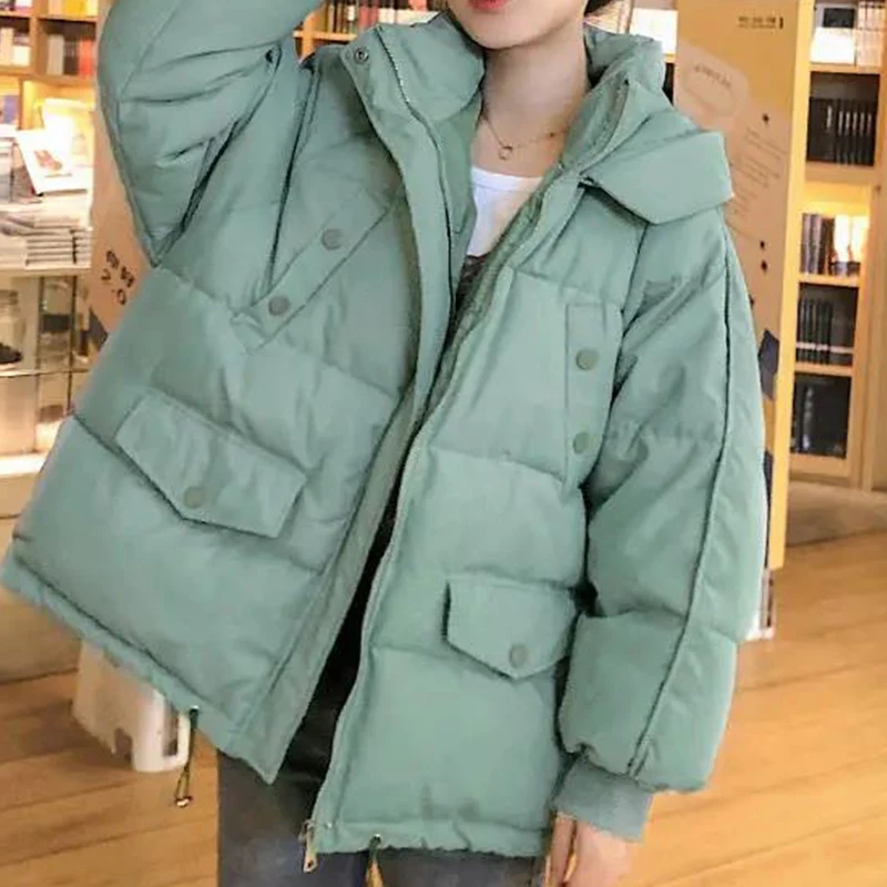 

Женская зимняя однотонная стеганая куртка на молнии с капюшоном