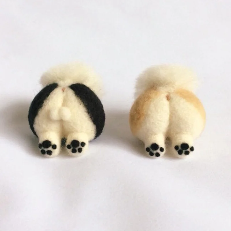 

Cookie Butt wool needlepoint kit wool felt needle felting pendant craft needlecraft DIY handmade