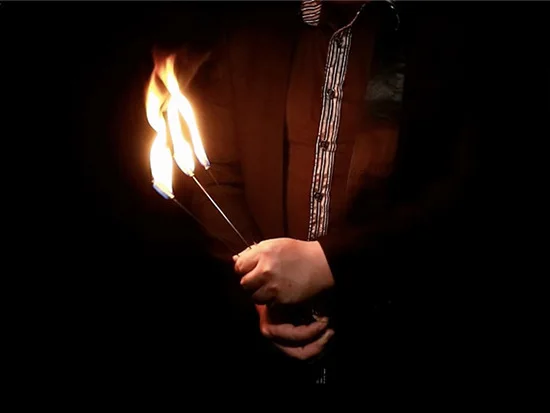 Мультипликафонарь переливается в розы волшебные трюки один огненный фонарь на 3