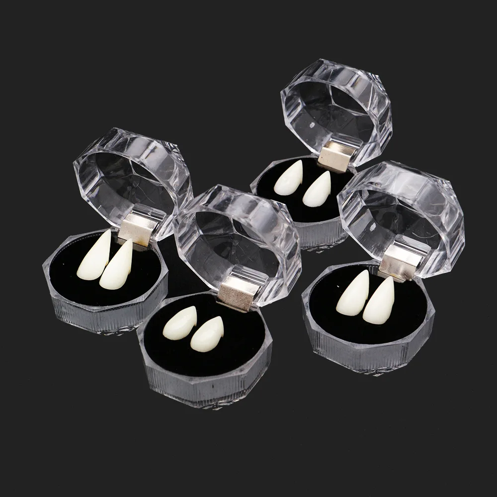 

Environmentally Friendly Resin Halloween Vampire Teeth Costume Props False Halloween Vampire Teeth Solid Glue Denture Jewelry