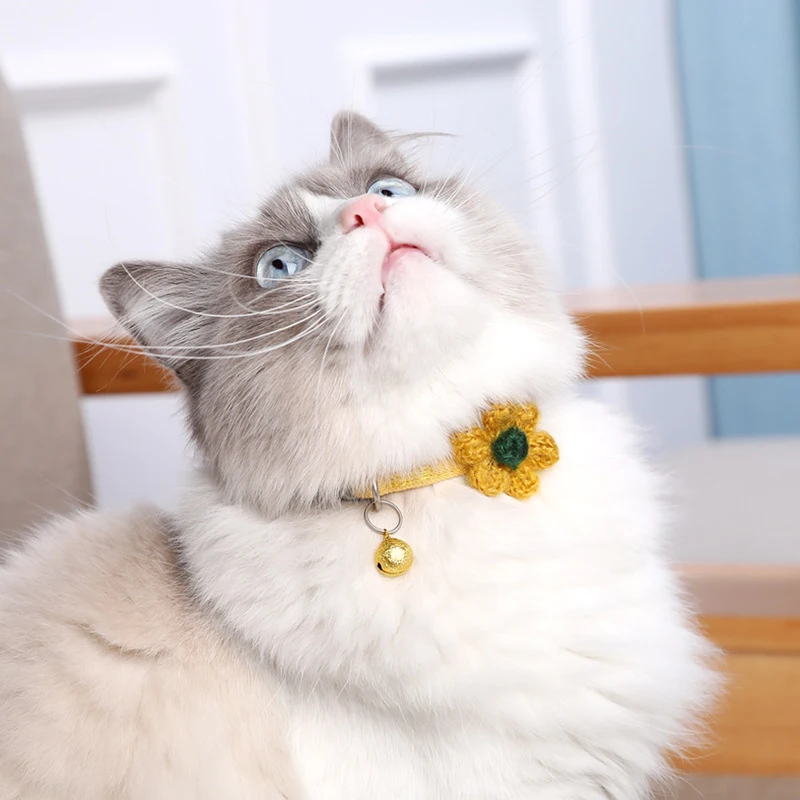 

Pet Collar Plain Cotton Six Petal Flower Cat Collar With Bell Cat Supplies Accessories Daisy Kitten Collars