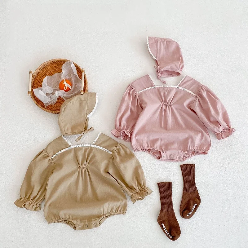 

2022 Spring and Autumn Girls Puff Sleeve Solid Color Romper Baby Lace Collar Triangle Romper + Hat Two Piece Set