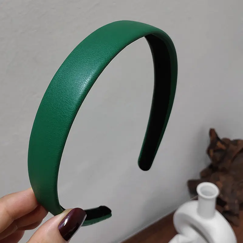 

Solid Color PU Leather Hair Hoop Fashion Simple Hairbands Faux Leather Headbands Women Bezel Fashion Hair Accessories