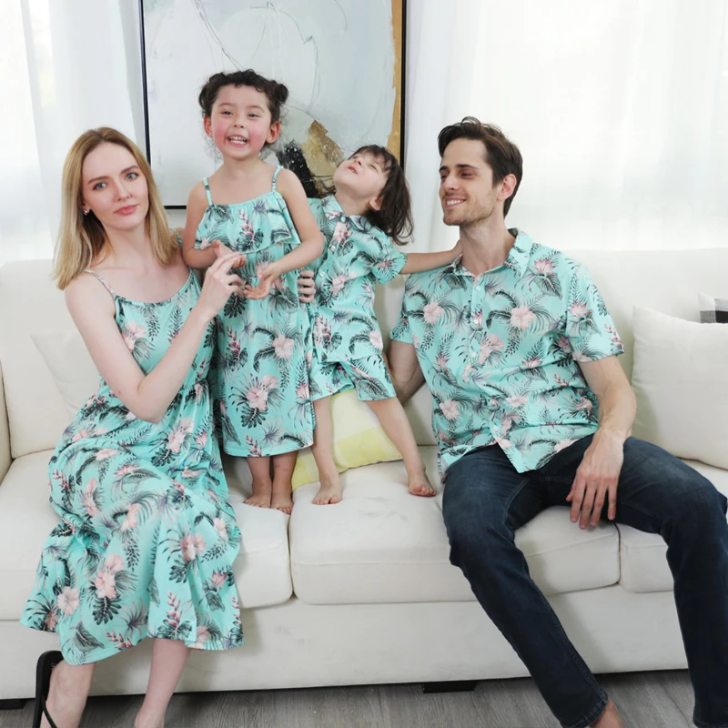 

Летний комплект одежды в стиле Family look; Печати мать и дочь платья Мать и дочь, хлопковые футболки для мамы одежда для мамы и дочки; Одежда для п...