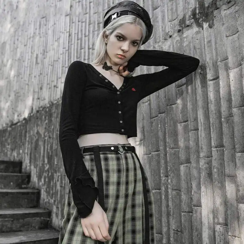 Женский кардиган на пуговицах в стиле панк с вышитыми розами и расклешенными