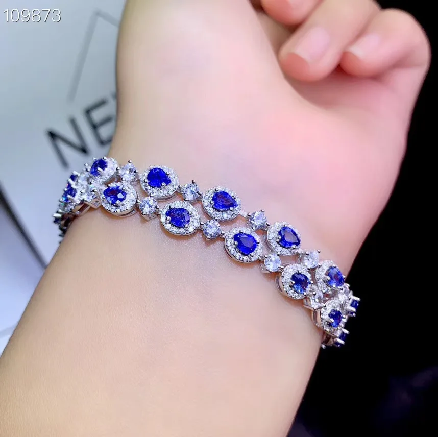 Браслет ручной работы из натурального сапфира и серебра 925.