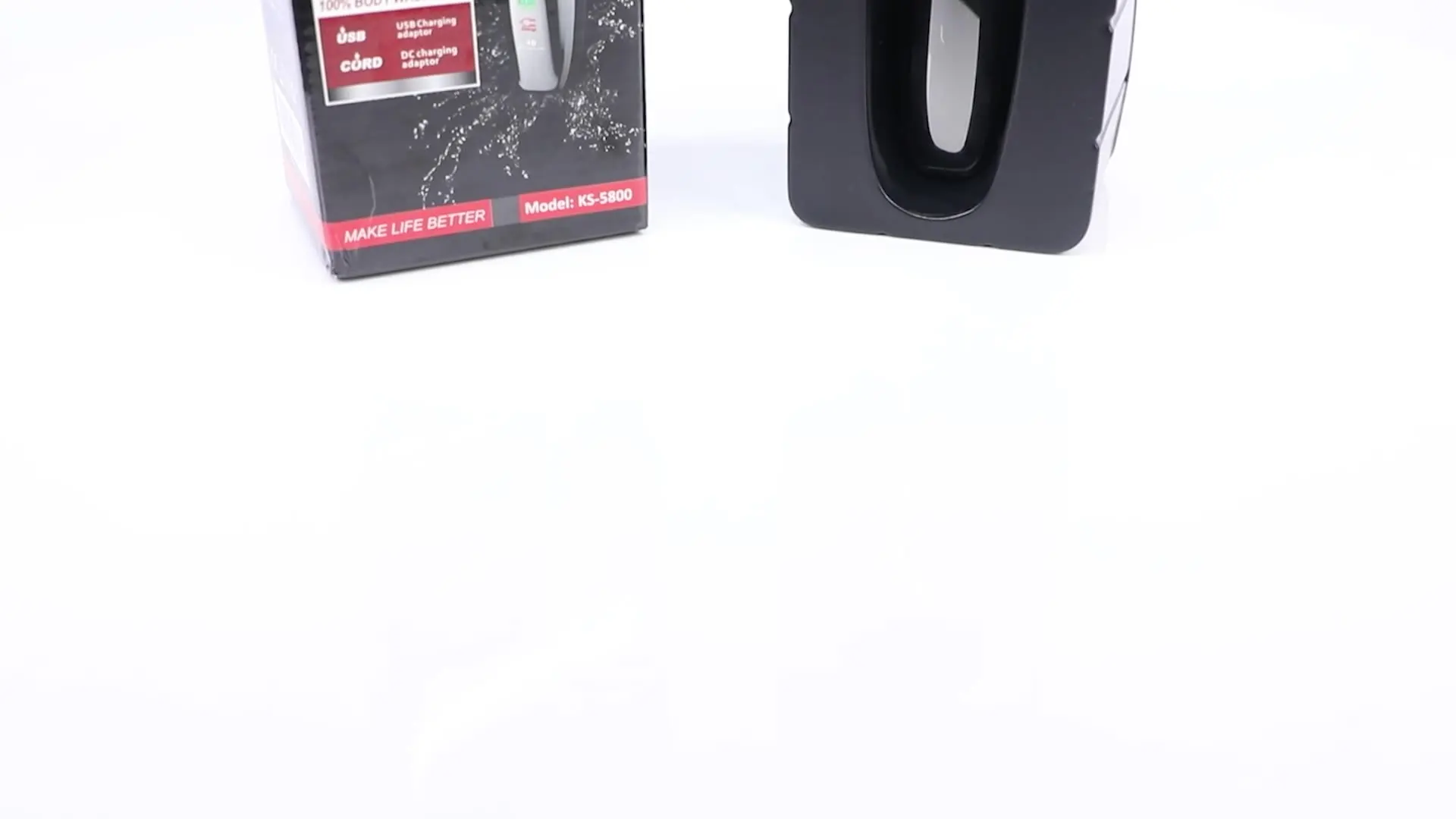 

Rechargeable Battery Professional Shaver with 3 Floating Rotary Blade and USB Charging Cable