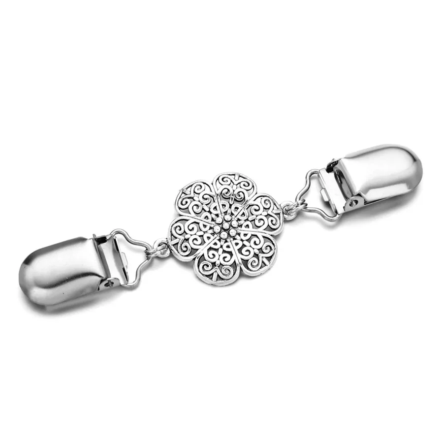 

2021 New Fashion European and American Women Hollowed Out Flowers Cardigan Brooch Clip Retro Sweater Dress Shawl Brooch Clip