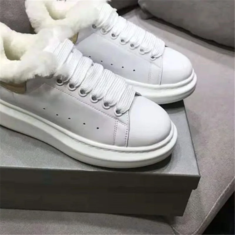 Маленькие белые туфли Женская зимняя новая повседневная обувь Теплая женская из