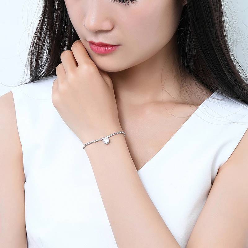 

jinzey new fashion European and American crystal bracelet style elegant zircon bangles style simple Love heart shape accessories