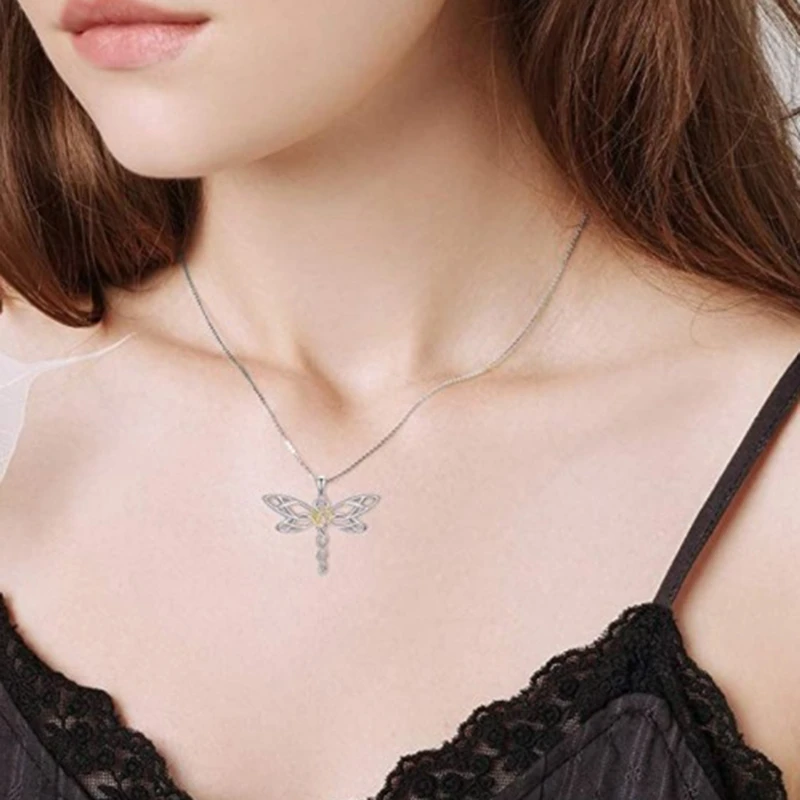 Модное ожерелье серебряного цвета креативное женское со стрекозой