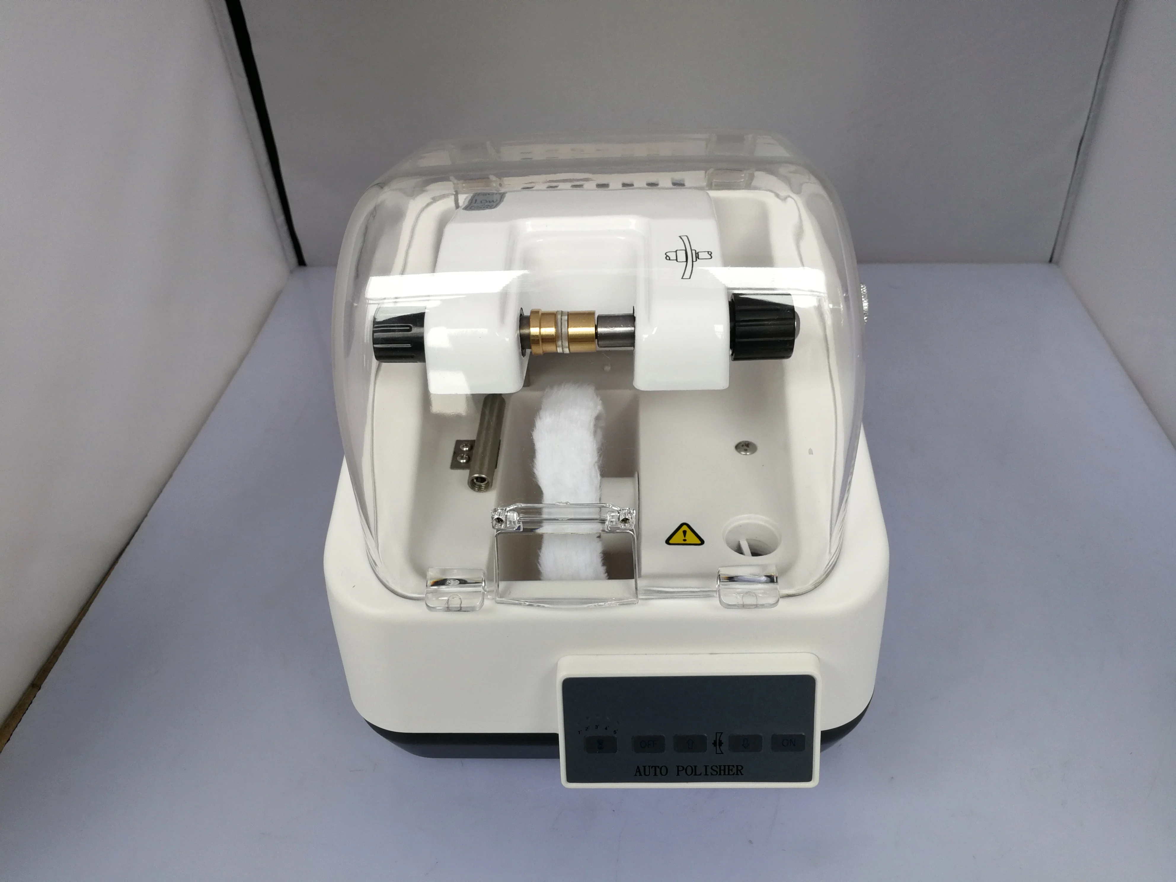 

CP-8B Glasses equipment and instruments, semi-automatic polishing machine, PC resin lens polishing machine