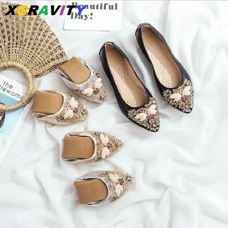 

2021 Big Size Crystal Flats Ballet Flat Shoes Rhinestone Women Spring Autumn Bees Design Pointed Toe Silver Foldable Shoes C363