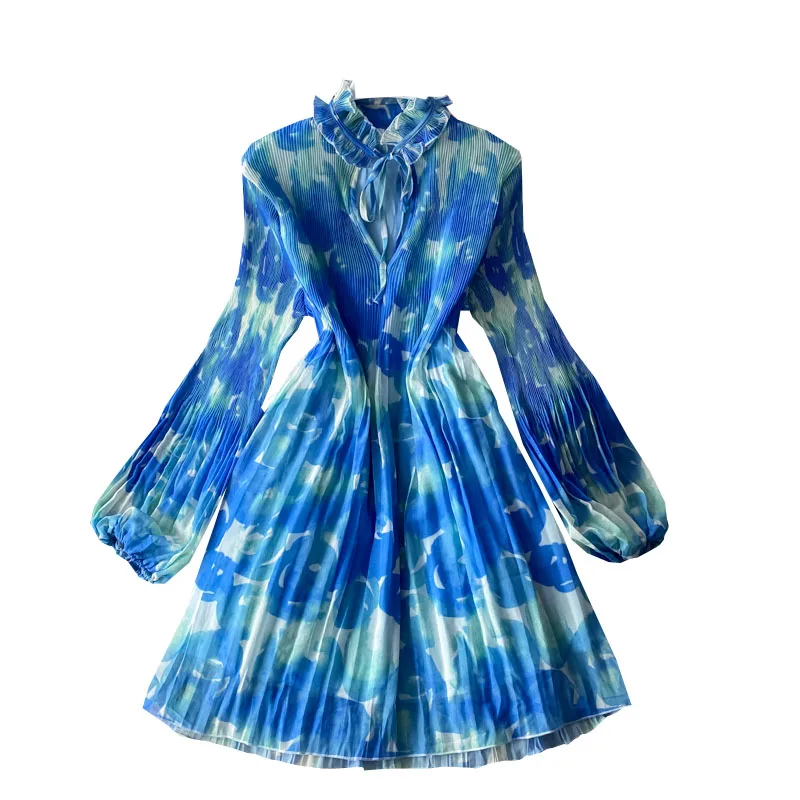 

Holiday wind pressure plait dress blue tie-dye printing retro black fungus and pleated with beach lantern sleeve