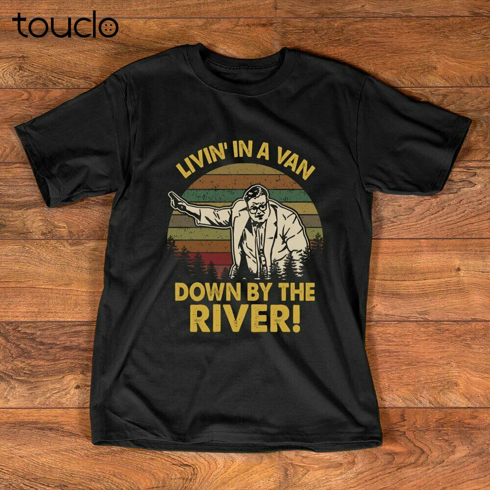 

Винтажная футболка с надписью «Living In A Van Down By The River»