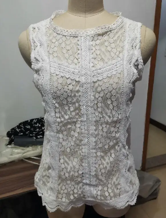 

See Through Lace Blouses Women Ruffle Sleeveless White Blouse O Neck Slim Thin Top Translucent Blouses Shirts Plus Size Chemises