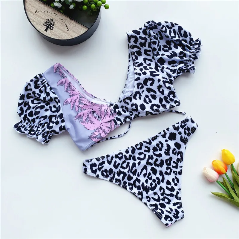 

New 2020 Leopard Print Splicing Short sleeve Bikini Women Swimwear Female Swimsuit Two pieces Bikini set High cut Bathing Suit