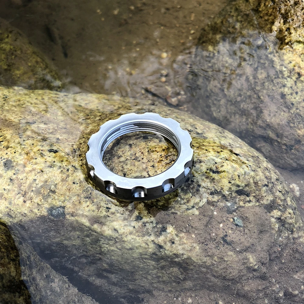 

Solvent Trap Titanium GR5 10" Spiral Customize Inner Hole 6 7 8 9.5 10 12mm Car Fuel Filter 1/2"-28 5/8" for NAPA 4003 WIX 24003