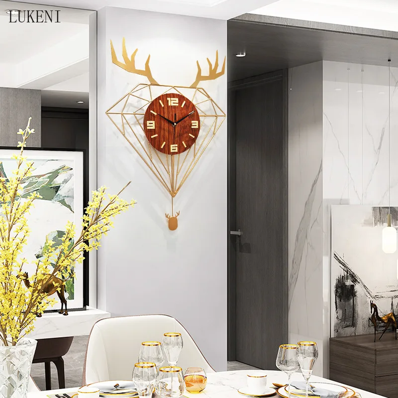 Настенные часы с головой оленя в скандинавском стиле цвет черный золотой для