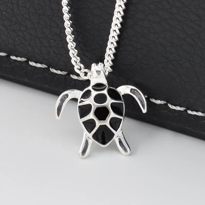 Цепочка с подвеской в виде морской черепахи | Украшения и аксессуары