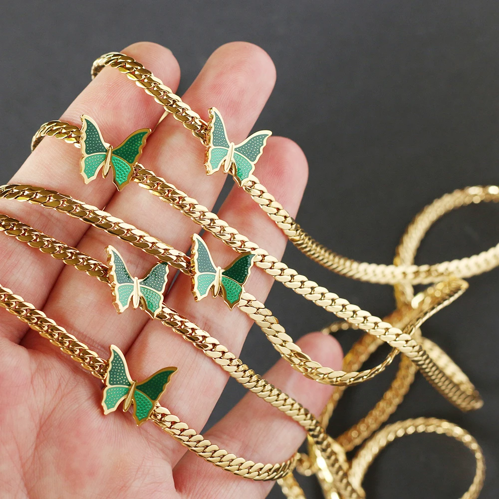 

Amaiyllis 18K Gold Vintage Green Butterfly Clavicle Chain Necklace Cuban Chain Choker Chunky Necklaces Pendant Jewelry