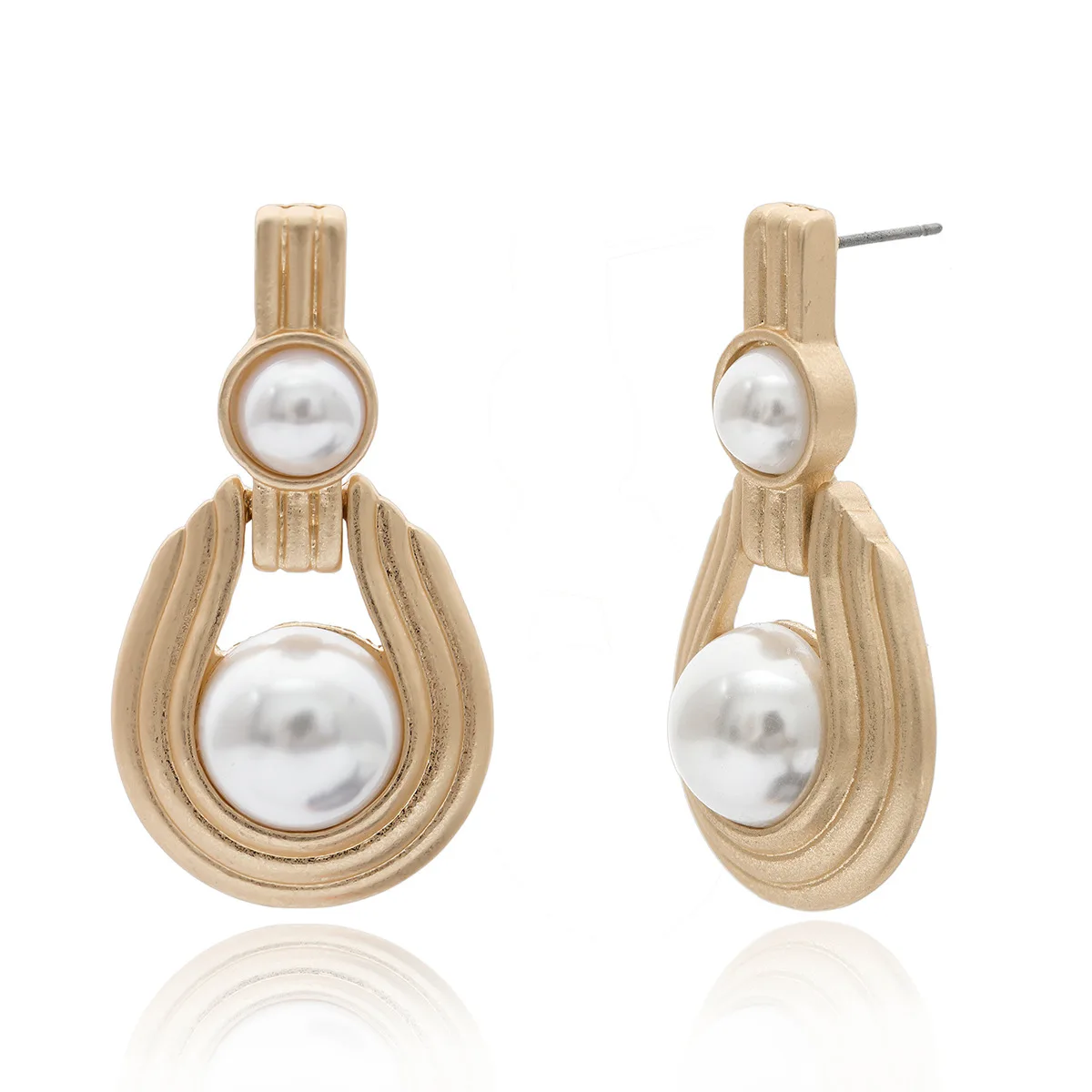 

Geometric Round Pearl Earrings Female Temperament Simple Pearl Drop Pendant Earrings Delicate Party Wedding Jewelry Accessories