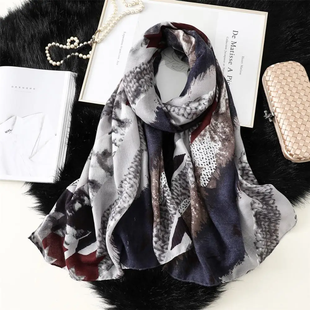 New Popular Sexy Trendy Charming Graffiti Print Shawl Scarf Special Fashion Woman Accessories Newest scarves | Аксессуары для