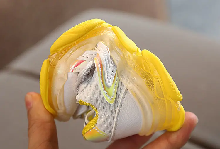 

Size 21-30 Children's Led Shoes Boys Girls Lighted Sneakers Glowing Shoes for Kid Sneakers Boys Baby Sneakers with Luminous Sole