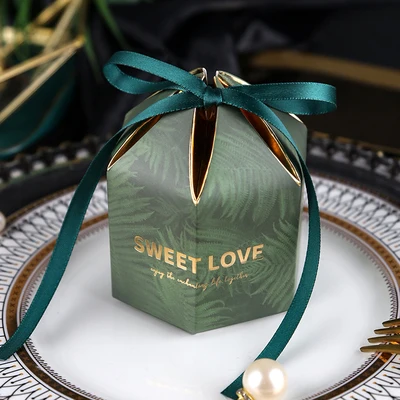 

Green Candy Box With ribbon chocolate gift boxes souvenirs for guests wedding favors and gifts Birthday Baby Shower Favors boxes