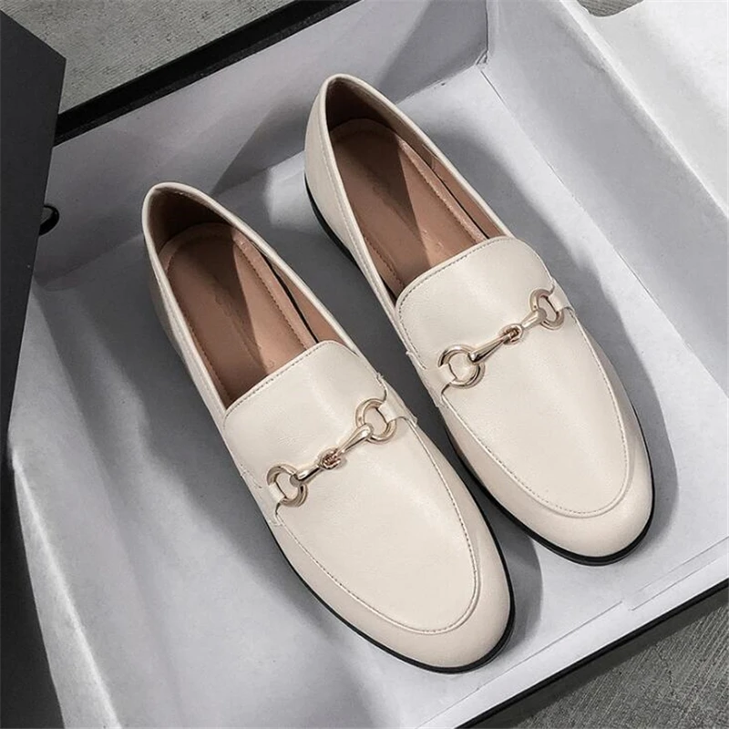 New Ladies Flat Shoes Ladies Fashion Leather Brand Sneakers Women's Designer Flat Ladies Shoes Women Luxury Women's Shoes