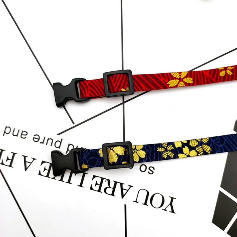 Ошейник для кошек и собак в японском стиле с колокольчиком регулируемое ожерелье