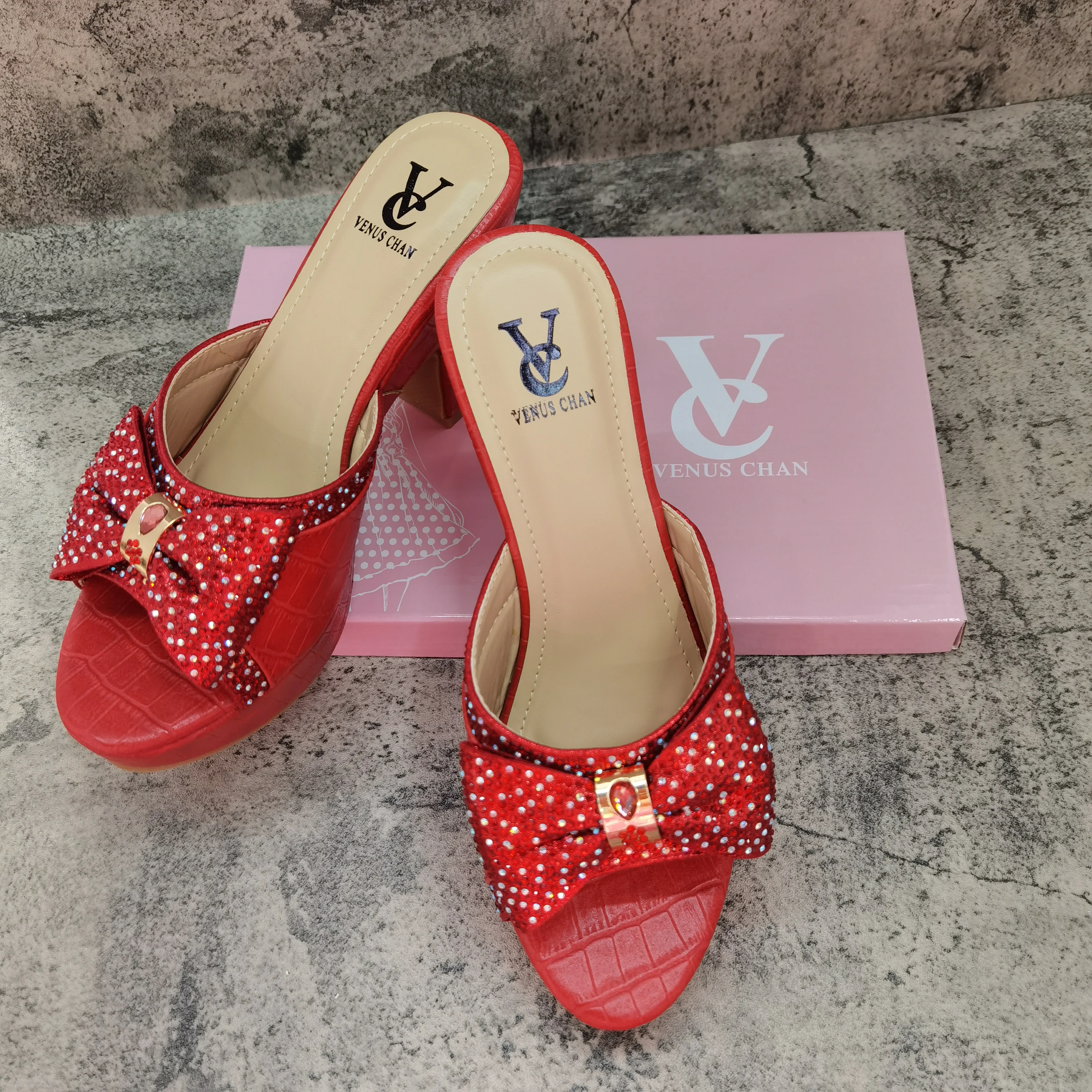 Итальянская модельная обувь для женщин Роскошные 2020 свадебных туфель в