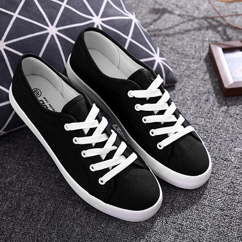 2021 New Womens Shoes Canvas Solid Breathable Low-cut Lace-up Plus Size 44 Sneakers Women High Quality Flats Shoes Woman