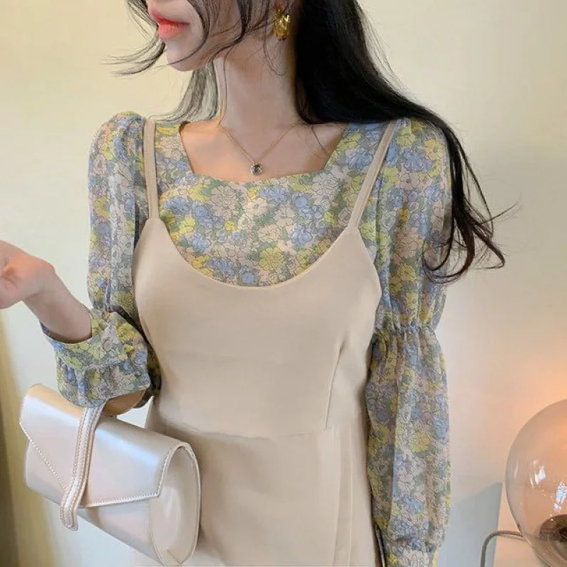 

Женская шифоновая блузка с цветочным принтом, нежная шифоновая блузка в Корейском стиле с квадратным вырезом и рукавами-фонариками, Новинк...