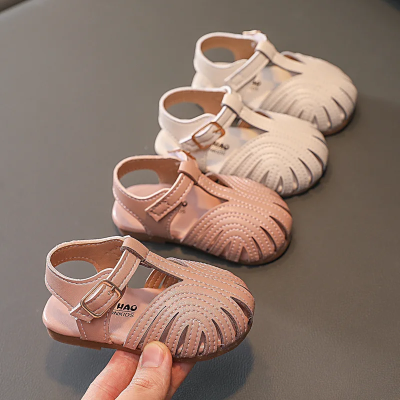 

Детская обувь, летняя пляжная обувь для маленьких девочек, сандалии для маленьких девочек с вырезами, обувь для первых шагов, мягкая обувь д...