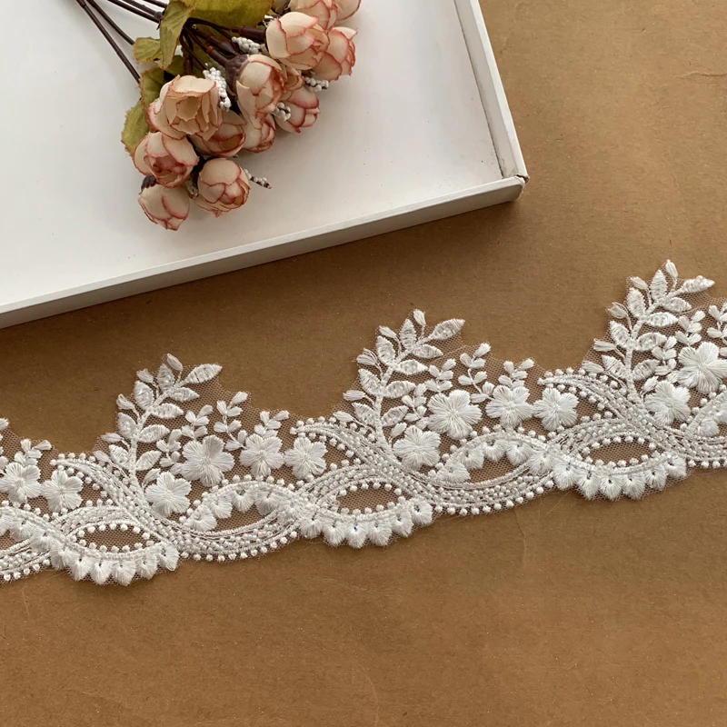 

Soft Patches Applique Embroidery Sticker Delicate Sew Flowers Lace Wedding Veils Sewing Border Lace Trim Girls Dress Making Bag