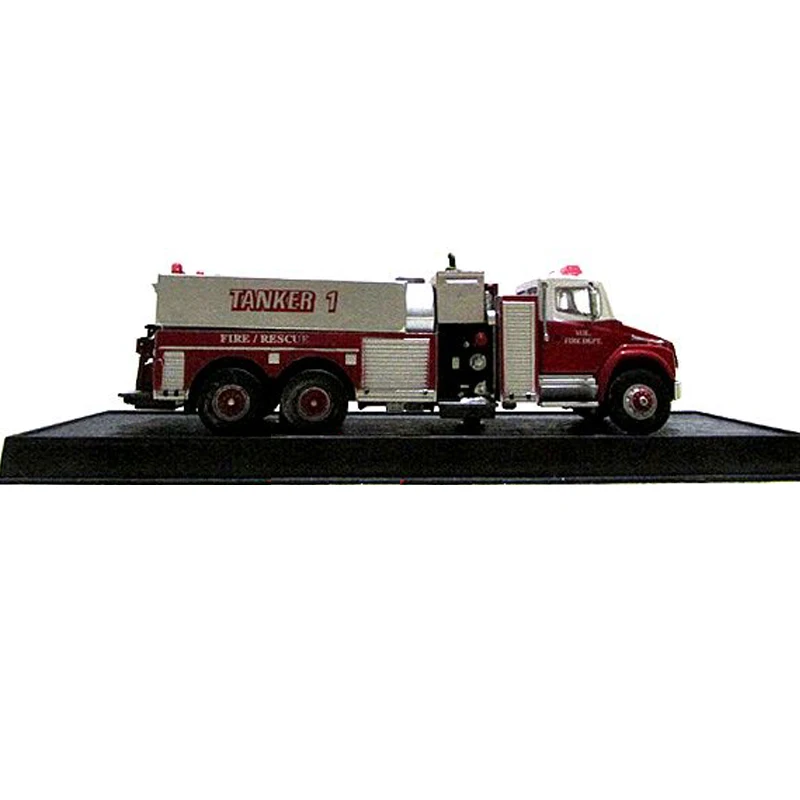 1:64 Scale 15CM American Flaina Water Tank Fire Truck 1999 Freightliner Tanker Simulation alloy car model Kids Gifts Collection |