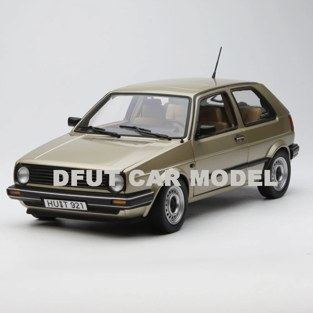 1:18 игрушка из сплава Golf CL 1985 модель автомобиля для путешествий Детские