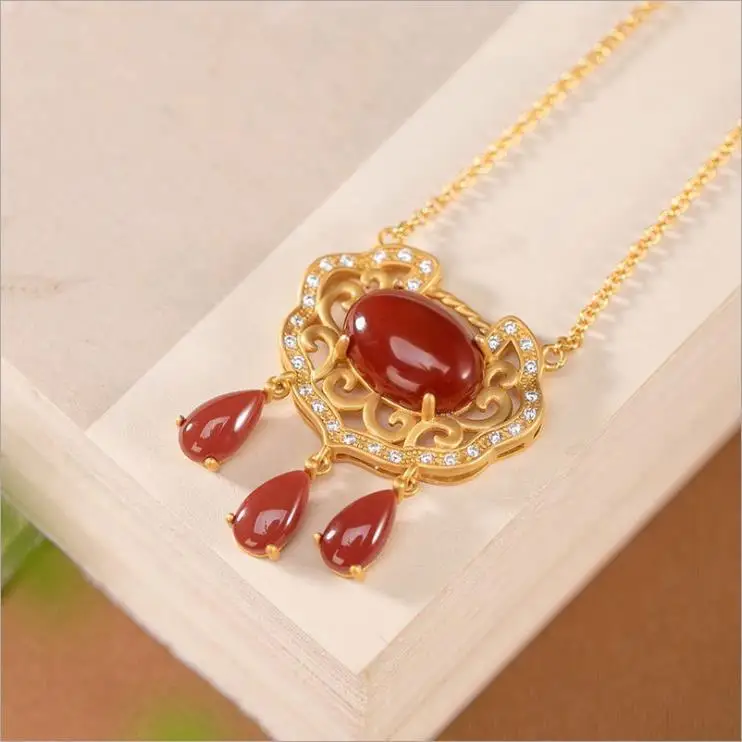 

South Red Lock of Good Wishes Pendant Necklace Sterling Silver Gold Plated Diamond Red Agate Safety Lock Clavicle Set Chain