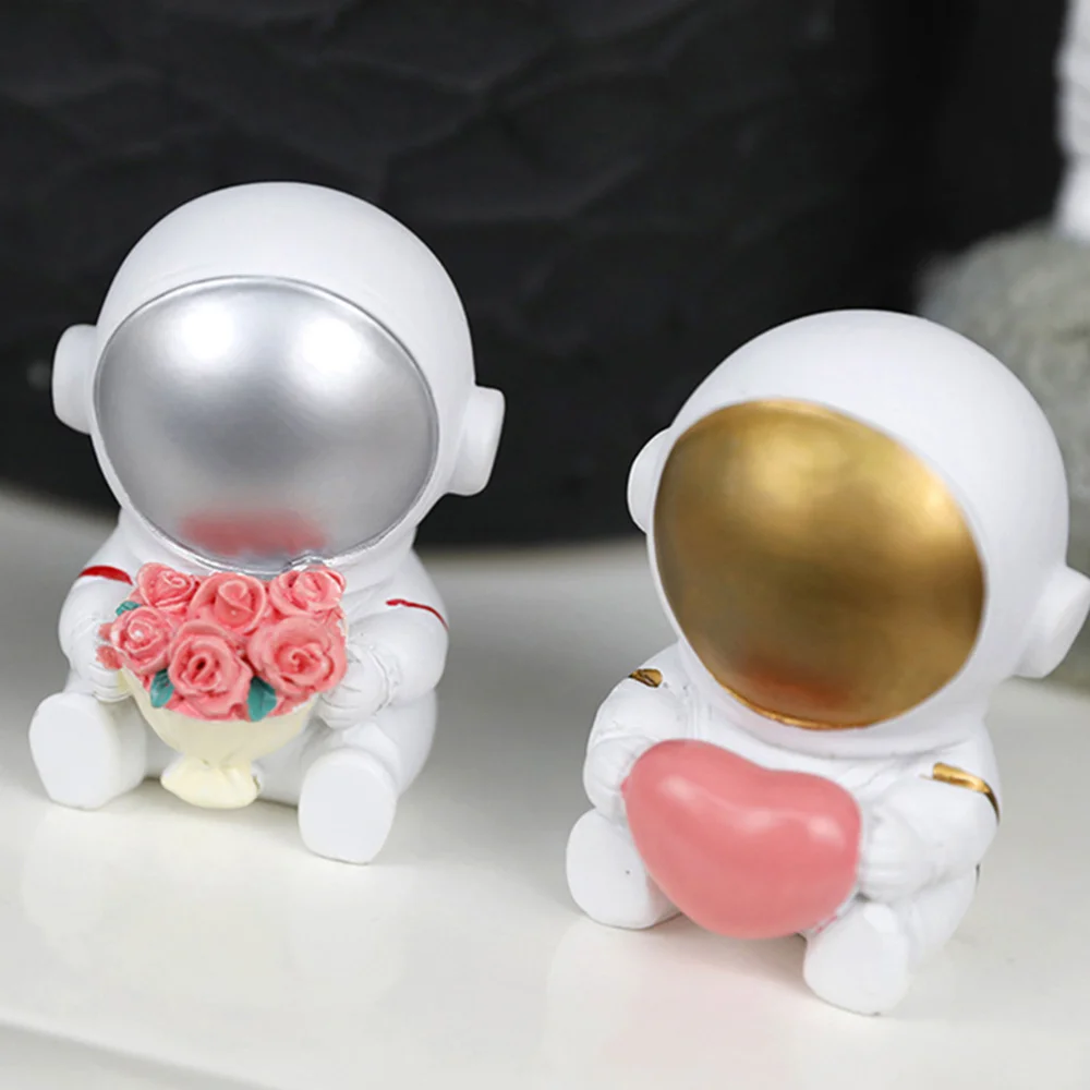 

2pcs Space Man Crafts Astronaut Decoration Model Desktop Doll Gift Layout