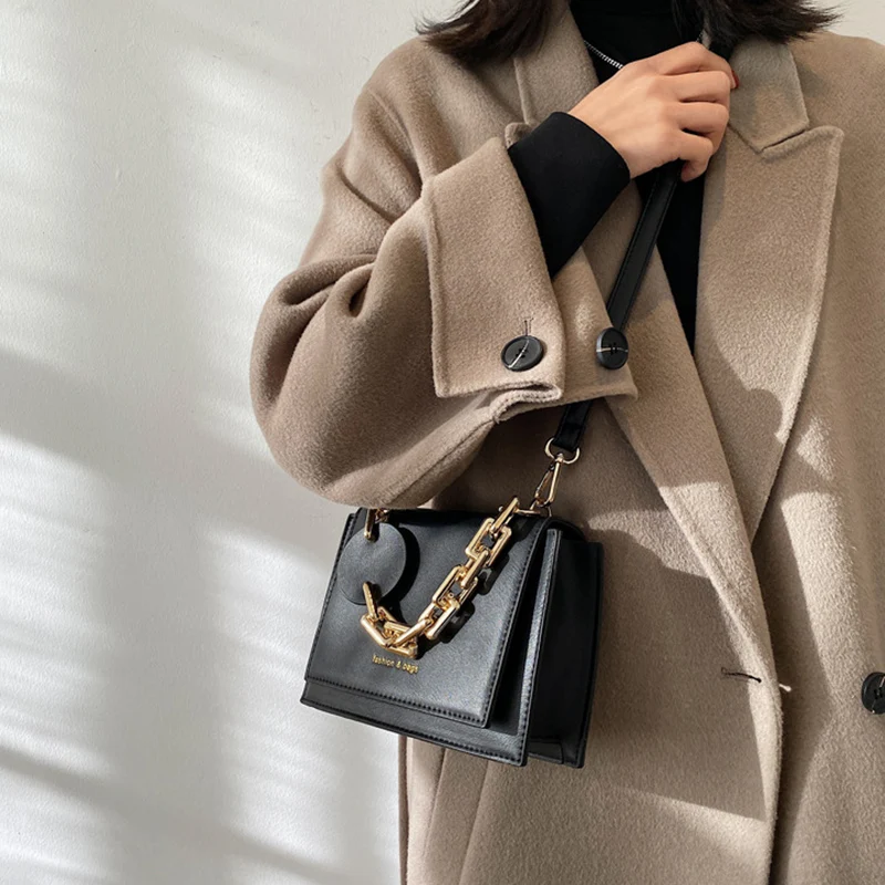 

Retro Design Plain Chains Handbags For Women Vintage Pure Color Shoulder Bolsa 2021 Leisure Female Fashion Chic Crossbody Purses