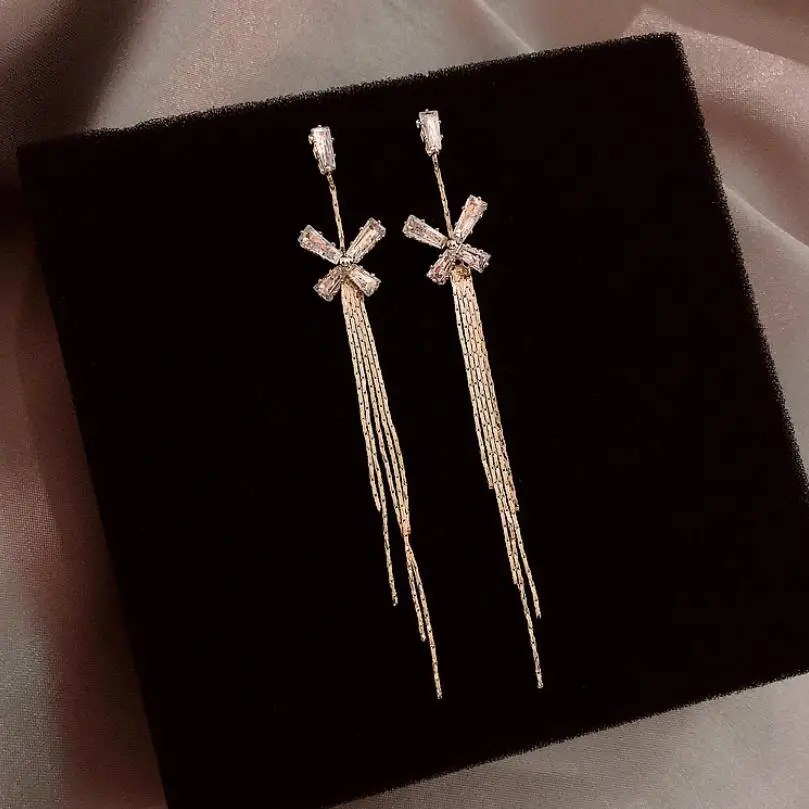 Элегантные женские длинные массивные серьги с подвесками кольца цирконом модные